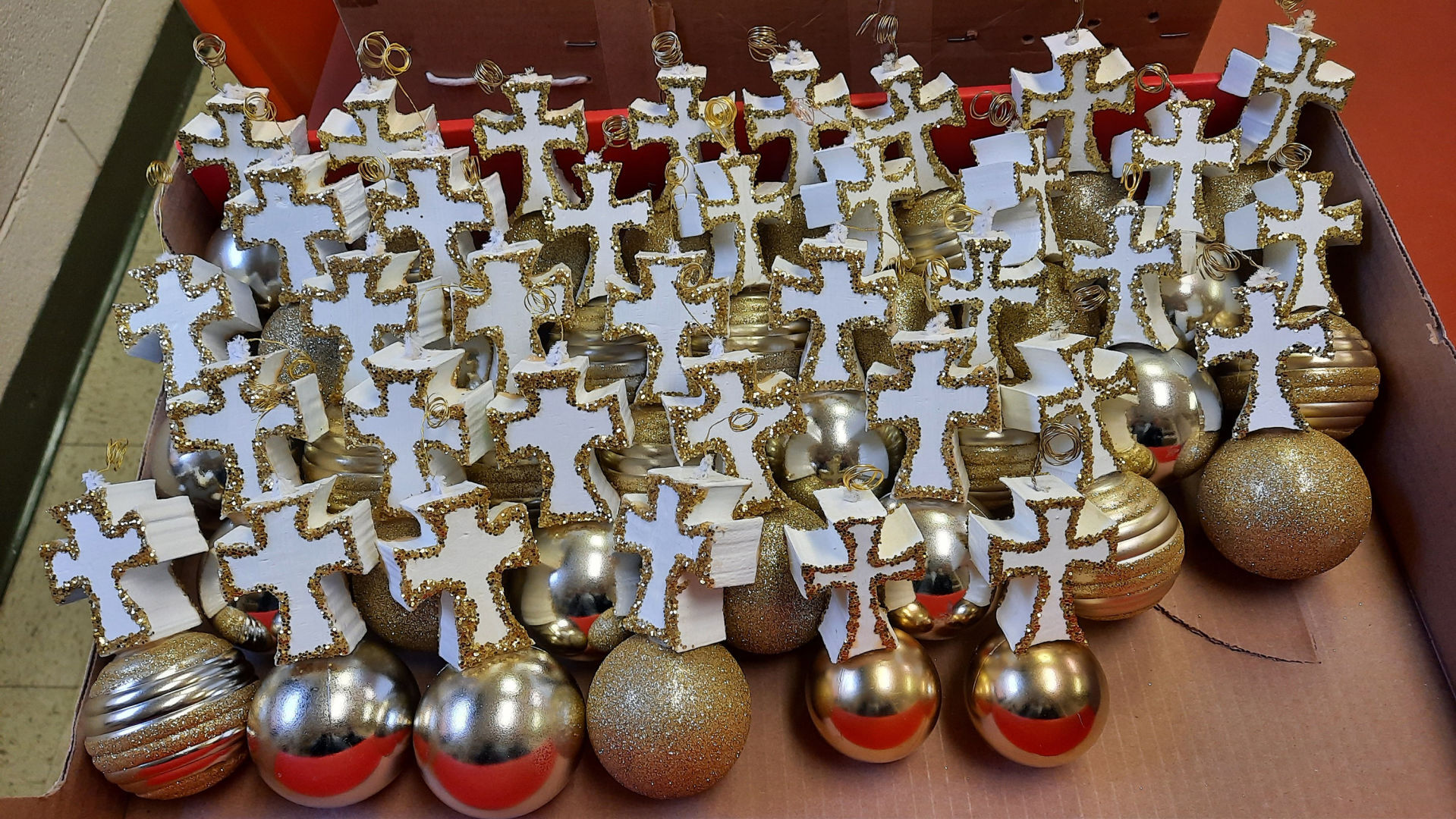 Chrismons